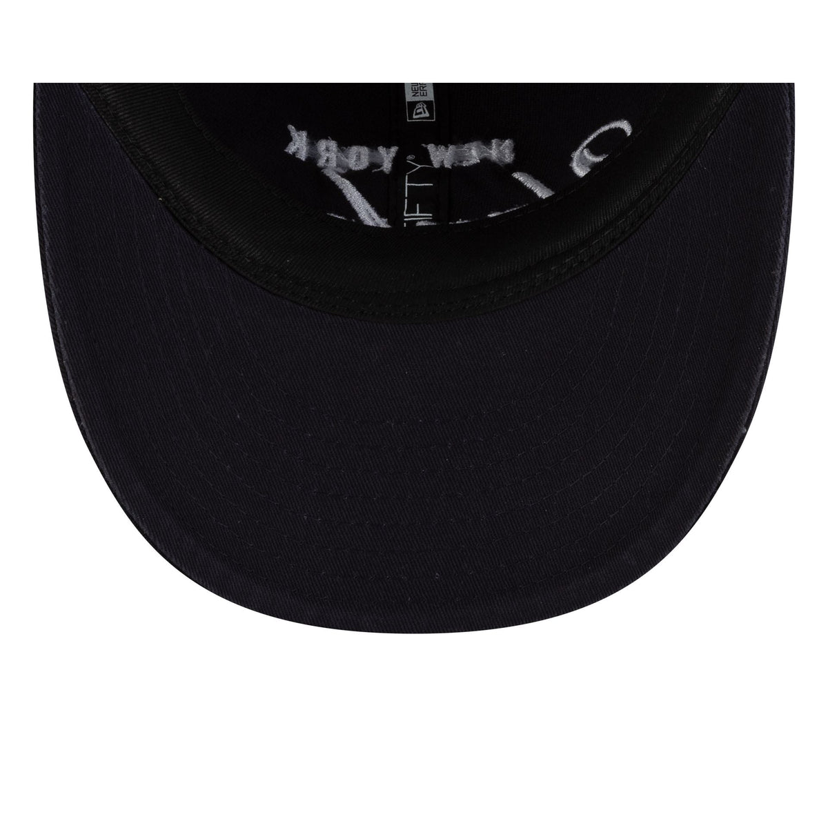 thisisneverthat® x New York Yankees Retro Crown 9FIFTY Adjustable Navy Hat